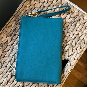 Dagne Dover Clutch Wallet